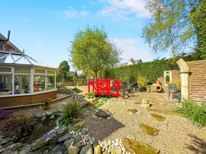 Photo 17- click for photo gallery